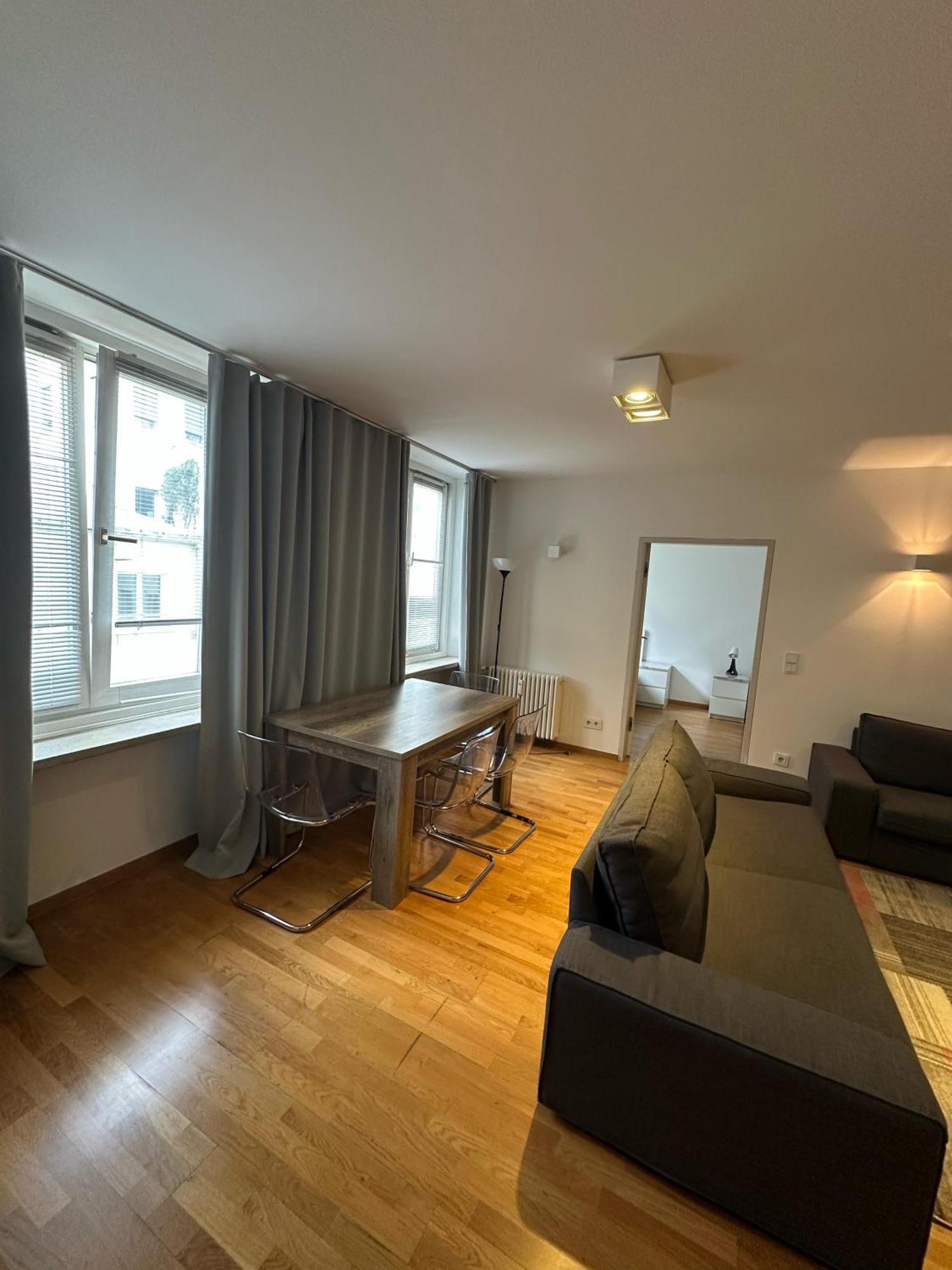 Al Nafurah Apartments Мюнхен Екстер'єр фото