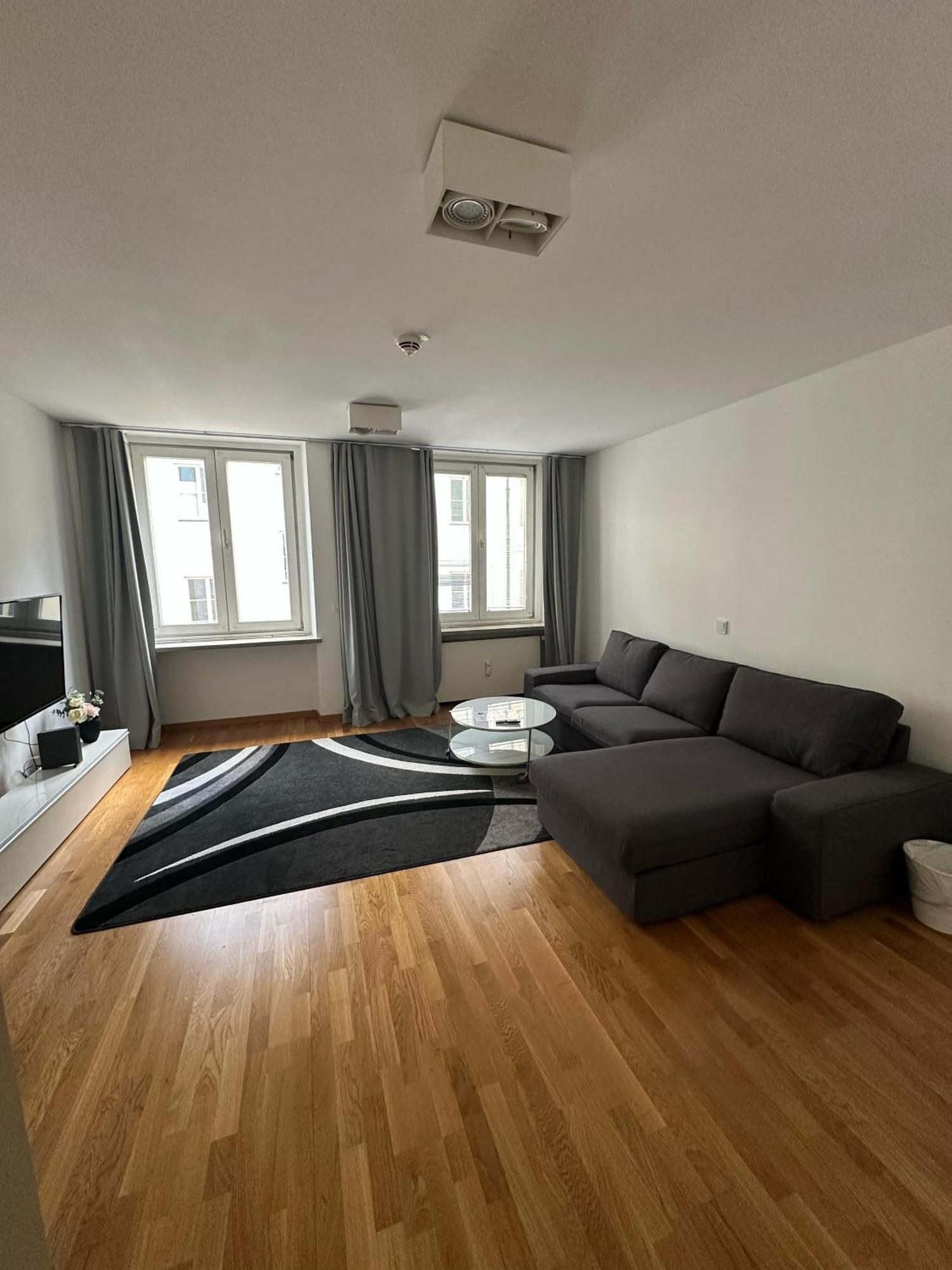 Al Nafurah Apartments Мюнхен Екстер'єр фото